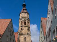 Rosenstraße und St. Andreas Kirche - Weißenburg